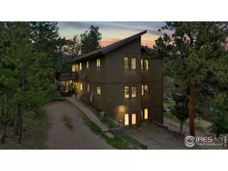 Photo #2: 942438 Listing