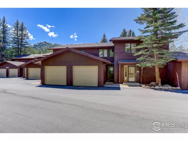 MLS: 942443 Condo For Sale