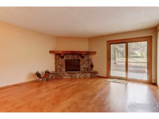 Photo #5: 942443 Listing