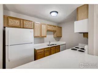 Photo #4: 942449 Listing