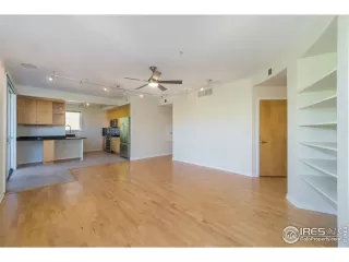 Photo #4: 942482 Listing