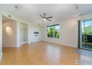 Photo #5: 942482 Listing