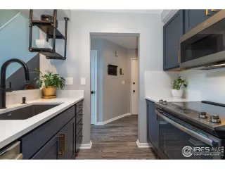 Photo #3: 942505 Listing 