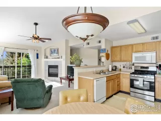 Photo #5: 942514 Listing