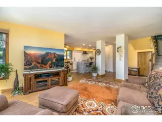 Photo #4: 942525 Listing 