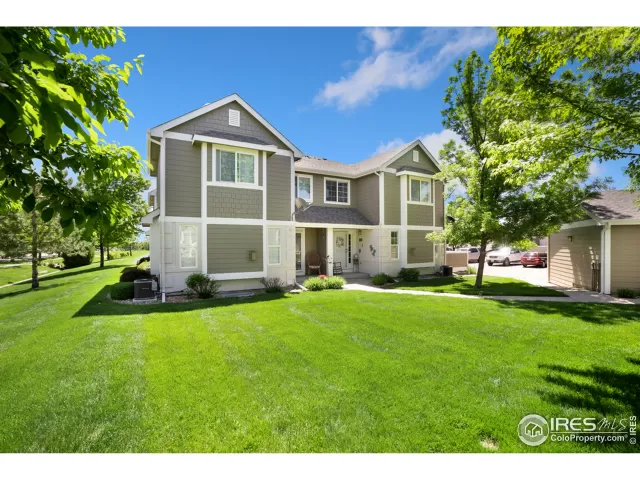 MLS: 942686 Condo For Sale