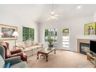 Photo #5: 942729 Listing