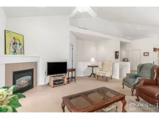 Photo #6: 942729 Listing