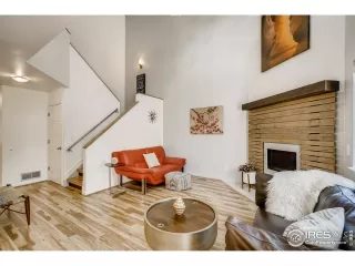 Photo #2: 942751 Listing