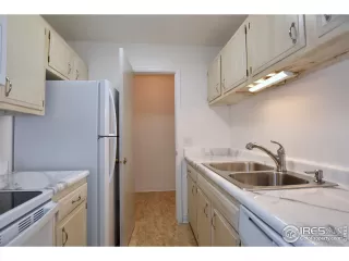 Photo #4: 942763 Listing