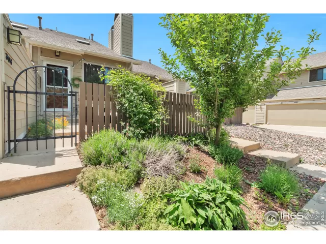 MLS: 942806 Condo For Sale