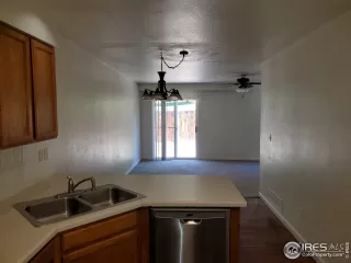 Photo #4: 942854 Listing