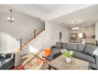 Photo #4: 942859 Listing