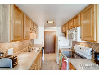 Photo #4: 942889 Listing 