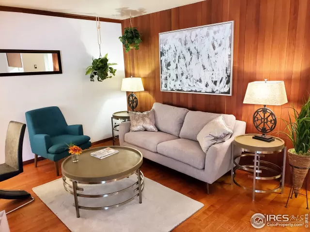 MLS: 942906 Condo For Sale