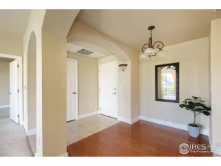 Photo #2: 942930 Listing