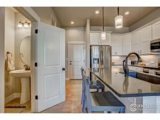 Photo #6: 942951 Listing 