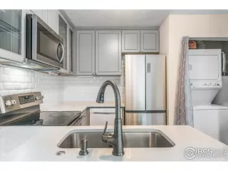 Photo #4: 943022 Listing