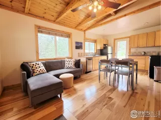 Photo #3: 943091 Listing