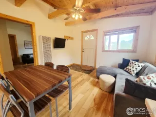 Photo #5: 943091 Listing