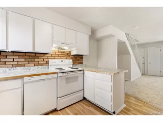 Photo #6: 9430994 Listing