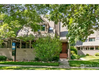 Photo #3: 943140 Listing