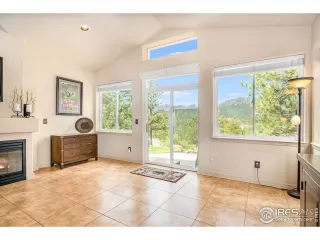 Photo #6: 943150 Listing