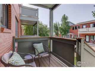 Photo #2: 943206 Listing