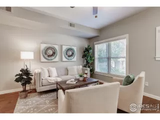 Photo #4: 943206 Listing