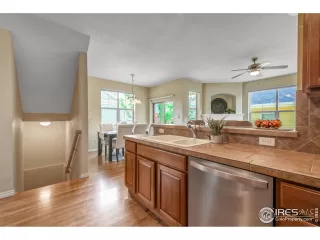 Photo #6: 943280 Listing 