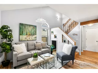 Photo #1: 943327 Listing 
