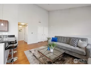 Photo #4: 943335 Listing 