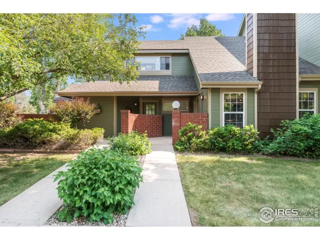 MLS: 943407 Condo For Sale