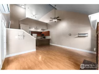 Photo #5: 943407 Listing