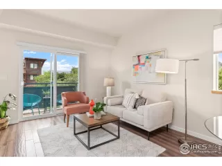 Photo #5: 943409 Listing