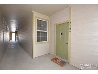 Photo #5: 943411 Listing