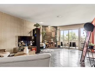 Photo #5: 943422 Listing