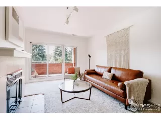 Photo #5: 943423 Listing