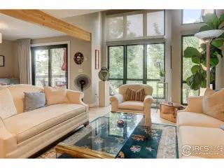 Photo #5: 943452 Listing