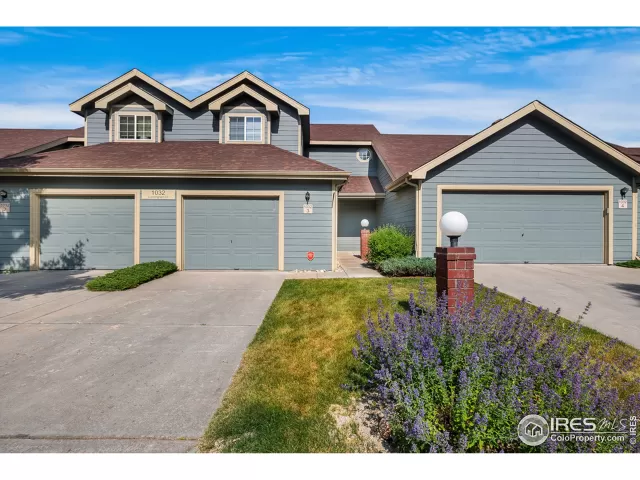 MLS: 943468 Condo For Sale