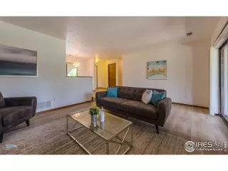 Photo #5: 943536 Listing 