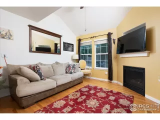 Photo #4: 943555 Listing