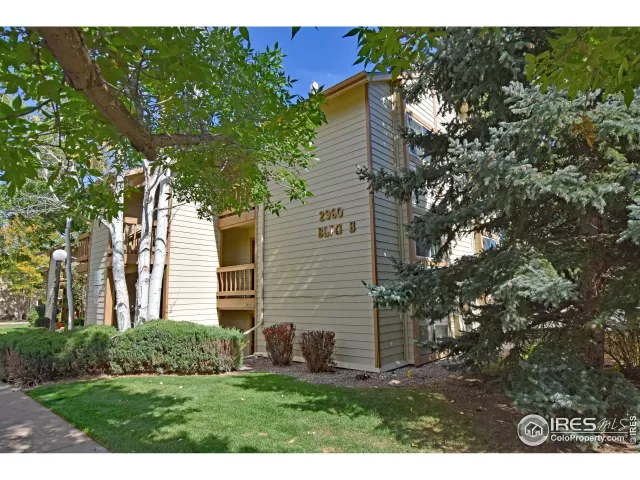 MLS: 943601 Condo For Sale