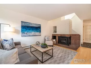 Photo #2: 943610 Listing