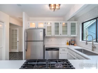 Photo #6: 943610 Listing
