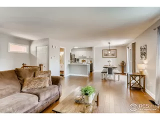 Photo #6: 943648 Listing