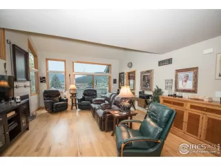 Photo #2: 943718 Listing