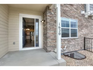 Photo #2: 943732 Listing