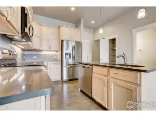 Photo #5: 943732 Listing