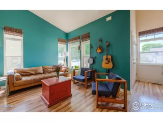 Photo #4: 943749 Listing 